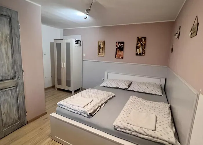Na Hrazi 91 Гостевой дом 3*